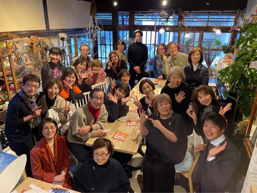 京都の町家づくりのカフェで高橋恵さんの幸縁会を開催