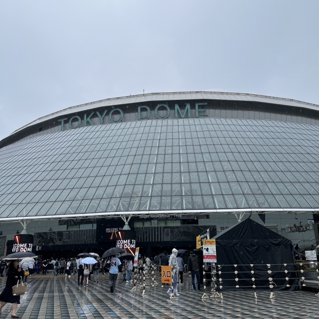 雨の5月、プロ野球観戦に向かった先でのある親子との出会い