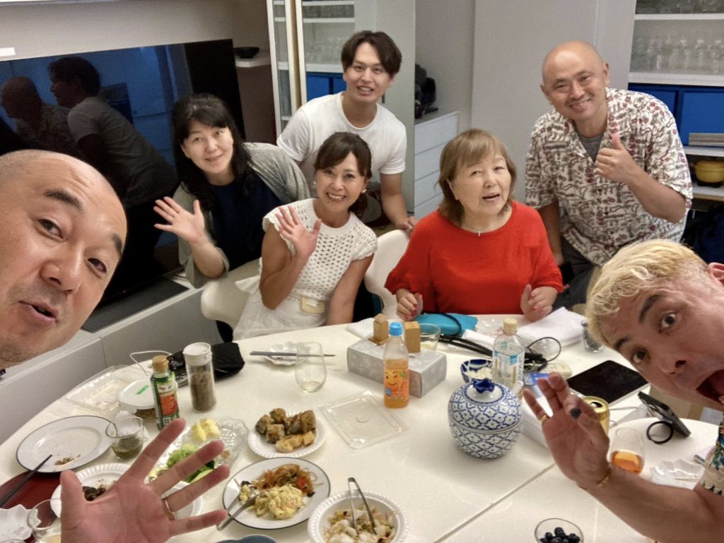 見返りを求めない「愛あるおせっかい」のプラスワン